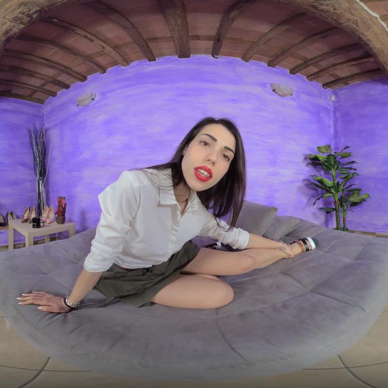 She will make you explode with her feet VR Porn Video